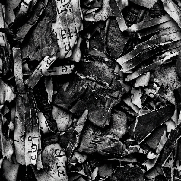 FRAGMENT 40 • THE SURROUND